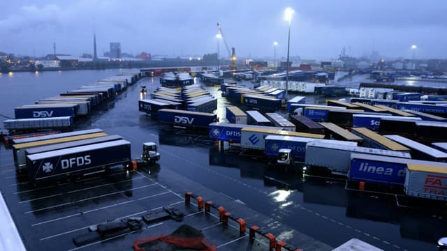 S01:E05 - Volvo Trucks