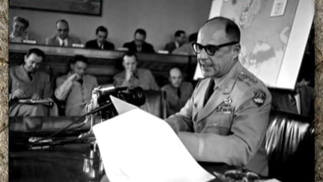 S01:E11 - The Fall of Caesar – Truman Relieves MacArthur