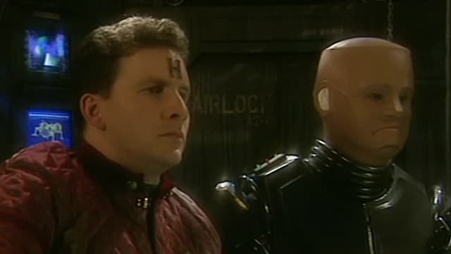 Watch Red Dwarf S06:E01 - Psirens - Free TV Shows | Tubi