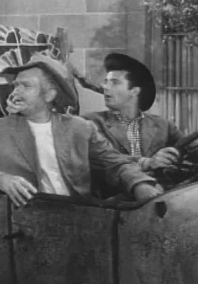 Watch The Beverly Hillbillies S01:E04 - The Clampett Look Free TV | Tubi