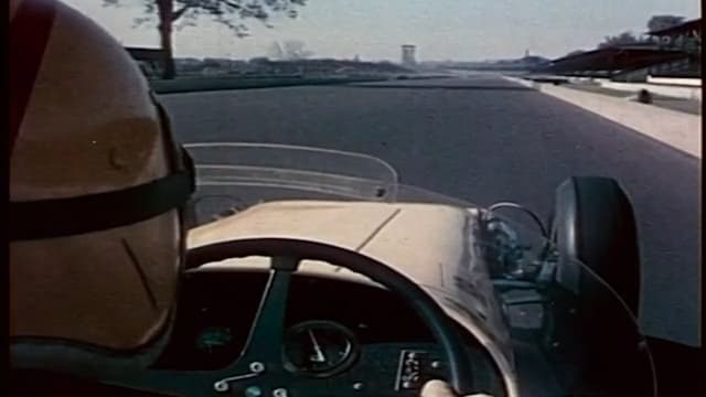 S01:E03 - Motor Car Racing: 1952