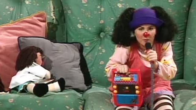 Watch The Big Comfy Couch S05:E13 - See Ya in My Dreams Free TV | Tubi