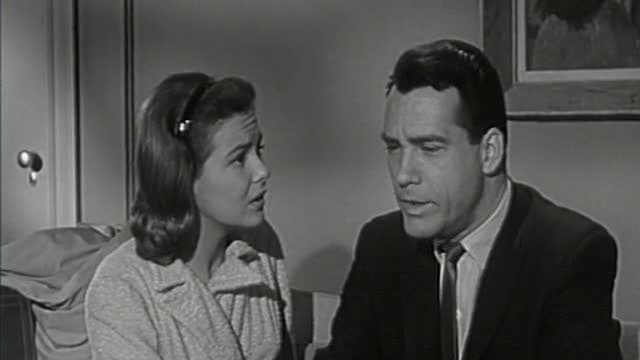 Watch The Donna Reed Show S03:E19 - The Stones Go to Hollywood - Free ...