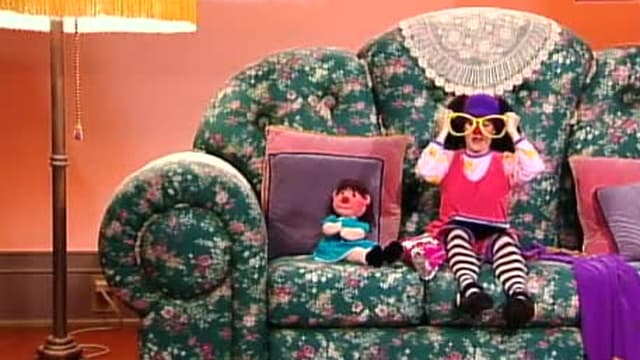 Watch The Big Comfy Couch S07:E17 - Big Blow Hard - Free TV Shows | Tubi