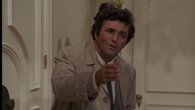 Watch Columbo · Season 2 Episode 6 · A Stitch in Crime Full