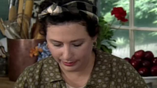 S01:E11 - Pecan Sticky Buns and Savory with Nancy Silverton