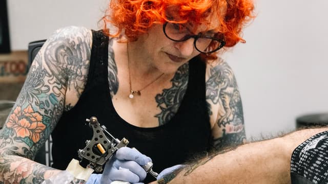 S02:E07 - The Lady Pimp of Tattoos, Annette LaRue