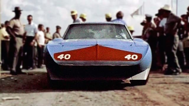 S01:E02 - The Hard Chargers: Running the Stock Car Circuit