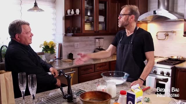 S01:E01 - Alton Brown: Celebrity Chef