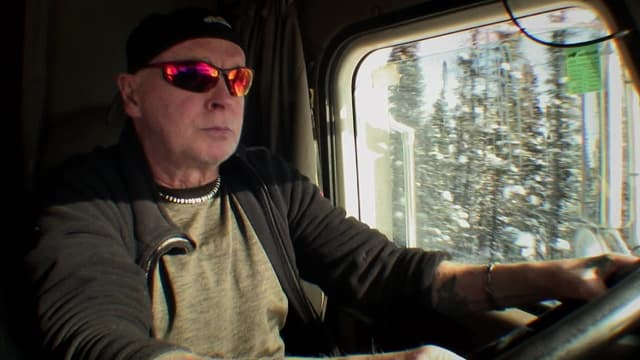 Watch Ice Road Truckers S10:E02 - Feeling the Heat - Free TV Shows | Tubi