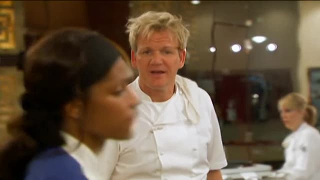 S07:E09 - 8 Chefs Compete