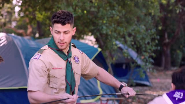 S03:E01 - Scouting With Nick Jonas and Kevin Hart