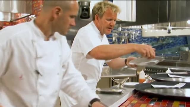 S07:E13 - 4 Chefs Compete (Pt. 1)