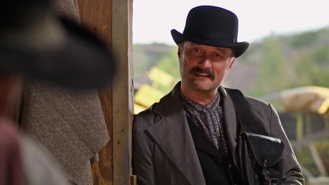 Watch Wild West Chronicles S02:E04 - The Legend of Nat Love - Free TV ...