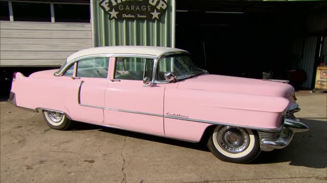 S07:E05 - NHRA and a '55 Pink Caddy 1