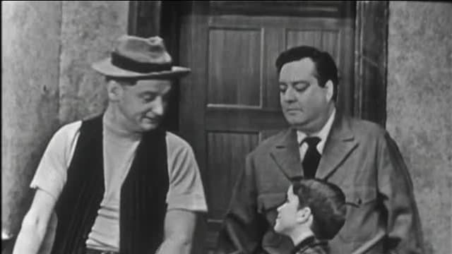 Watch The Honeymooners: Lost Episodes S03:E15 - Hero - Free TV Shows | Tubi