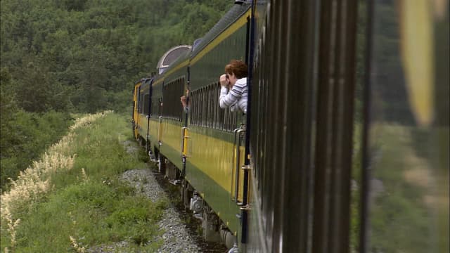 S01:E03 - National Parks: Great Train Rides
