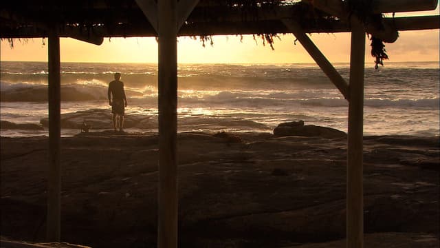 S01:E09 - Australia - From the Ocean to the Vine