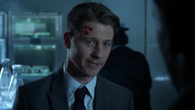 Watch Gotham S03:E11 - Beware the Green-Eyed Monster - Free TV Shows | Tubi