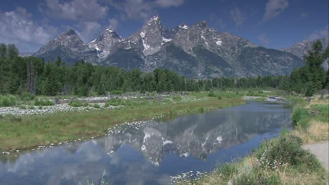S01:E07 - The Rocky Mountains