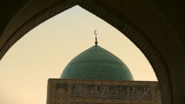 S01:E07 - Bukhara, Light of Transoxiana