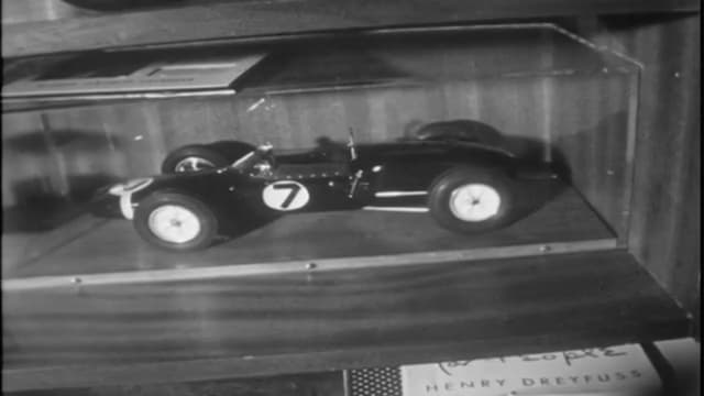 S01:E14 - Motor Car Racing: 1963