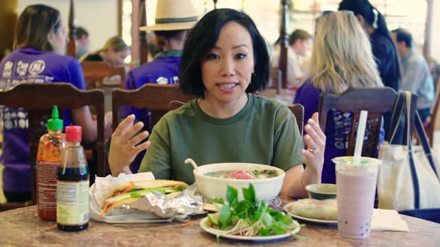 S01:E04 - How New Orleans Birthed a Vietnamese Po Boy Movement