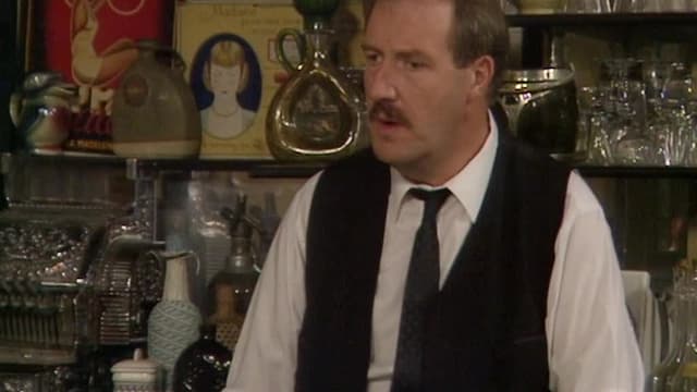 Watch 'Allo 'Allo! S06:E05 - The Airmen De-Nicked - Free TV Shows | Tubi