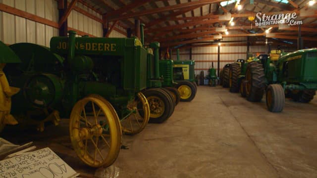 S01:E22 - Tractors Galore