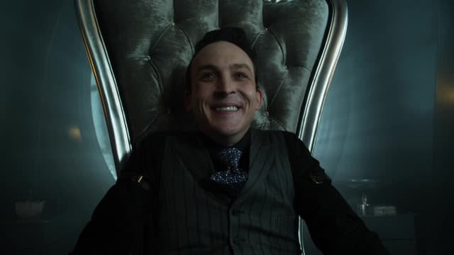 Watch Gotham S04:E04 - The Demon's Head - Free TV Shows | Tubi