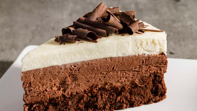 S10:E01 - Triple Chocolate Mousse Cake